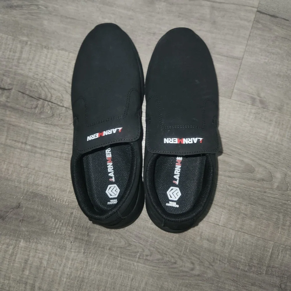 Larnmern Mens Slip On Work Shoes Black L03301-8 Sz. 6.5 Casual Non-Slip Sneakers
